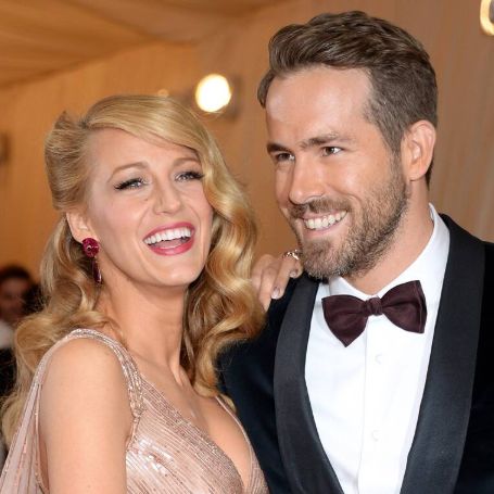 Ryan Reynold with his wife Blake Lively